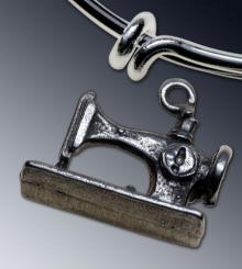 Sewing Machine charm